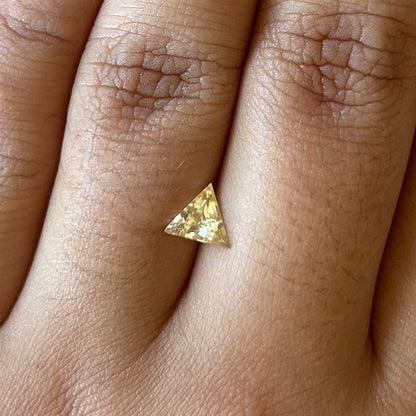 BESPOKE 0.91CT TRILLIANT YELLOW SAPPHIRE