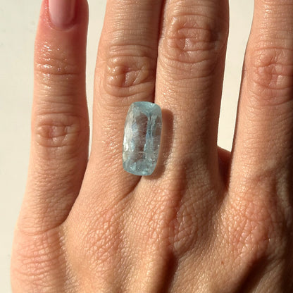 BESPOKE 10.70CT BLUE TOPAZ