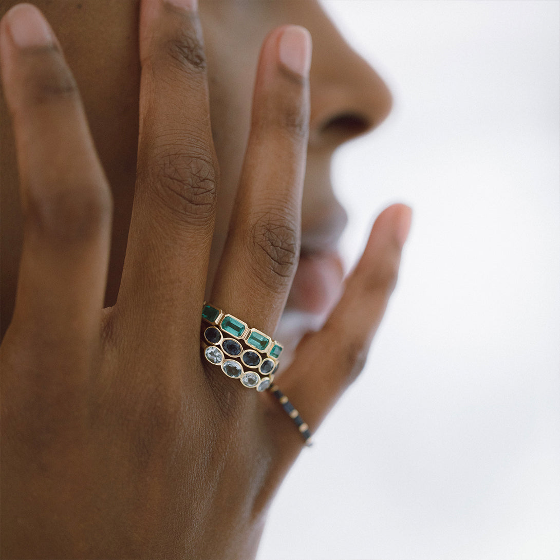 SAPPHIRE OVAL BEZEL RING