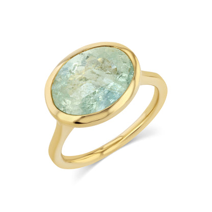 LIGHT GREEN OVAL BERYL RING