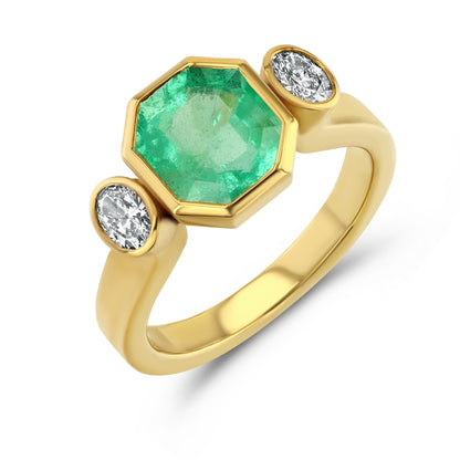 EMERALD & DIAMOND FLOATING RING