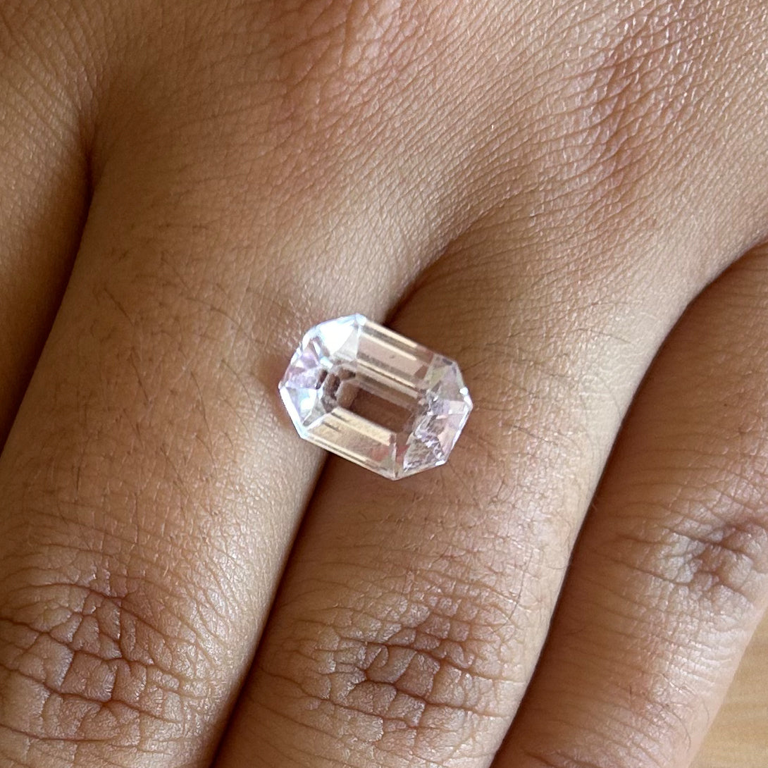 BESPOKE 5.79CT KUNZITE