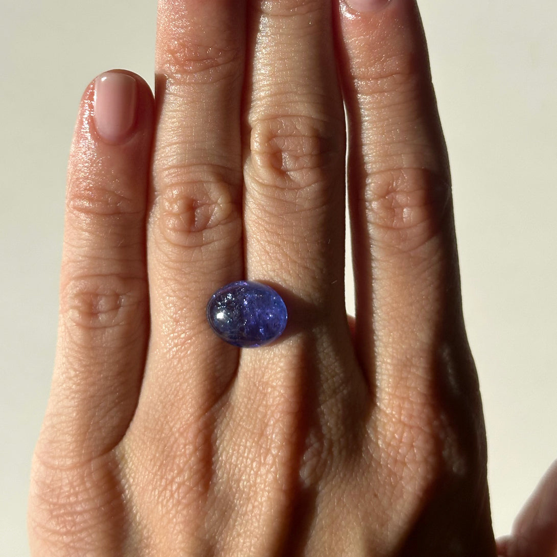 BESPOKE 6.54CT TANZANITE