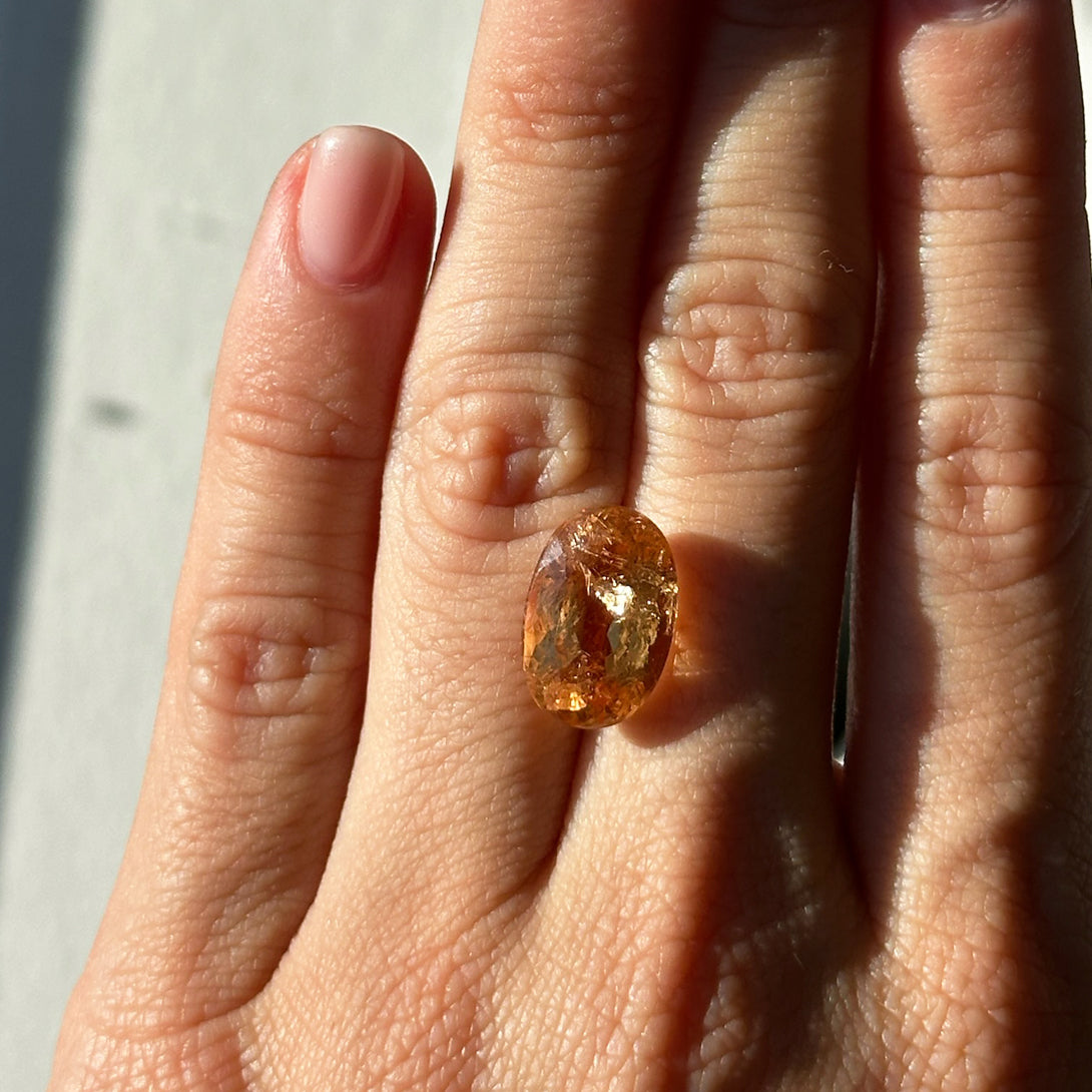 BESPOKE 8.10CT IMPERIAL TOPAZ