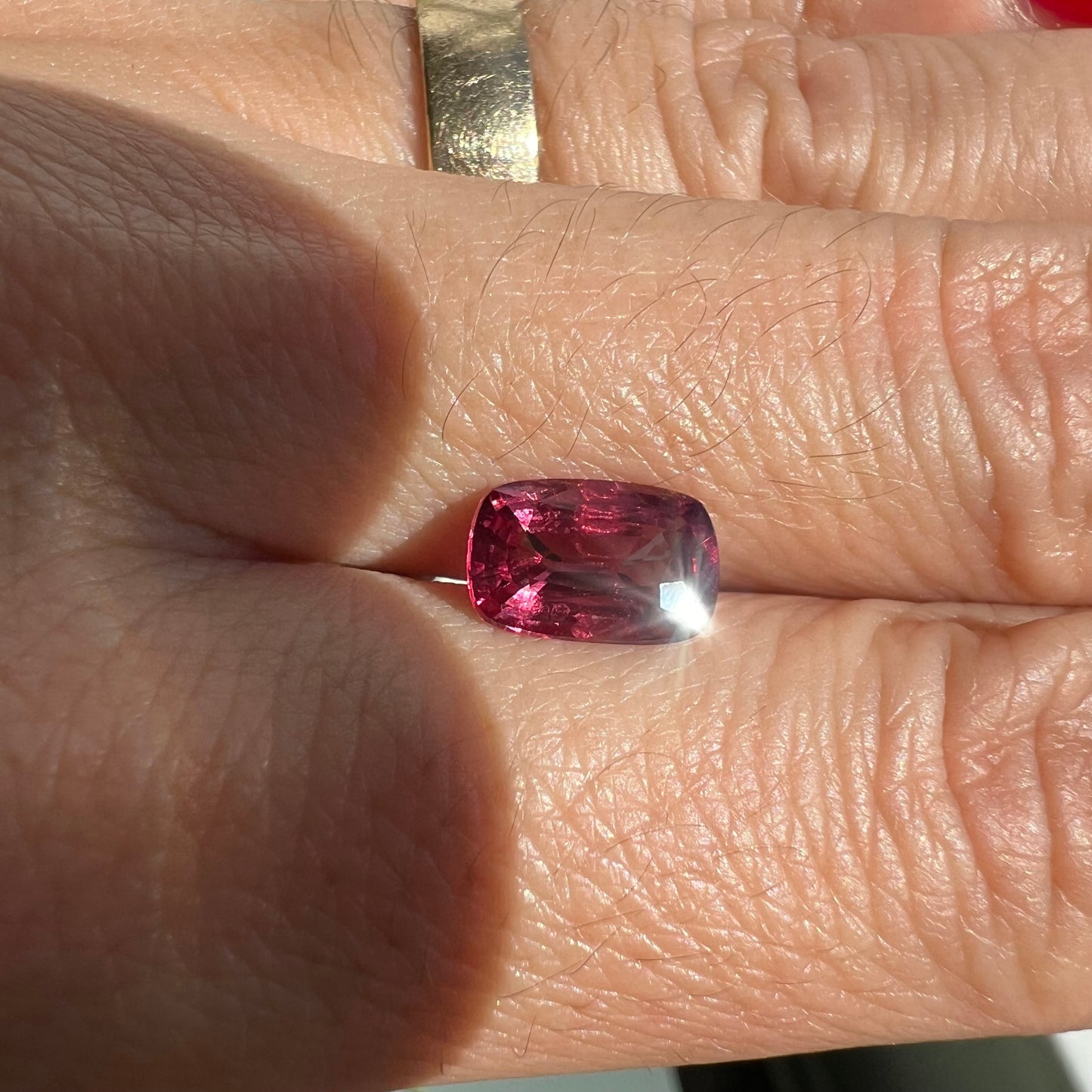 BESPOKE 1.90CT PINKISH RED SPINEL