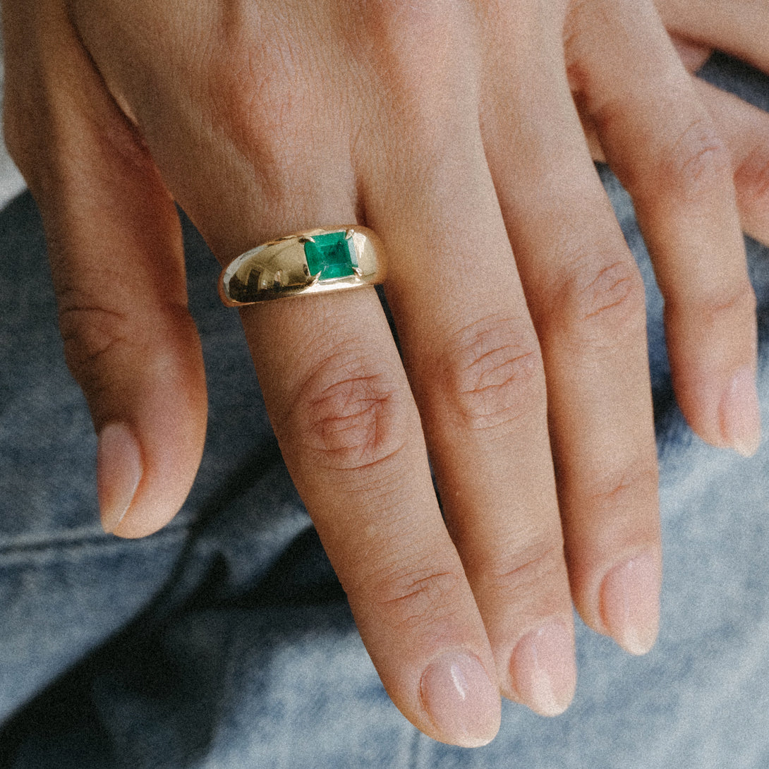 MUZO EMERALD CLOUD RING