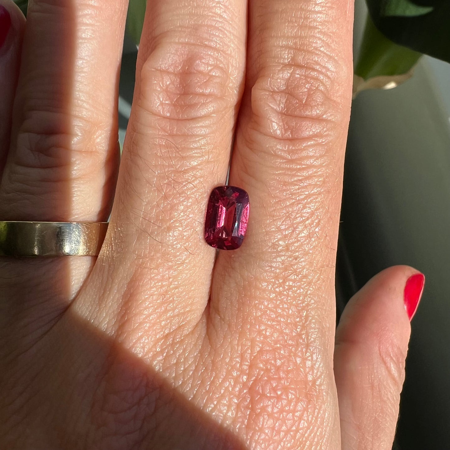 BESPOKE 1.90CT PINKISH RED SPINEL