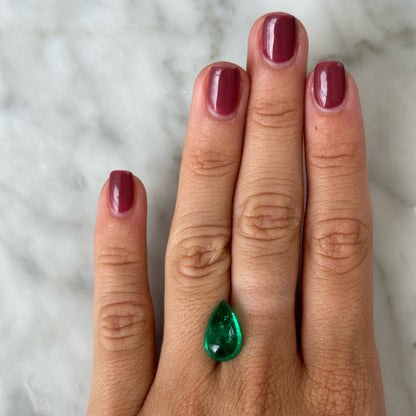 BESPOKE PEAR CABOCHON MUZO EMERALD RING