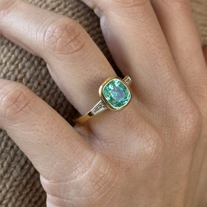 MUZO EMERALD & DIAMOND RING