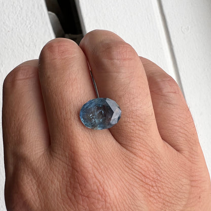 BESPOKE 6.24CT BLUE SAPPHIRE