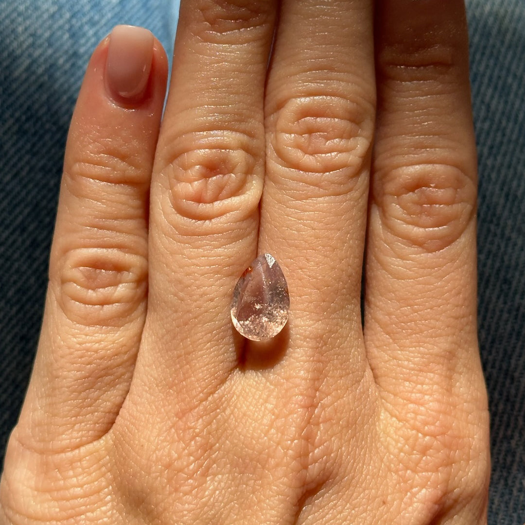 BESPOKE 4.22CT COLOR-SHIFT PEAR SAPPHIRE