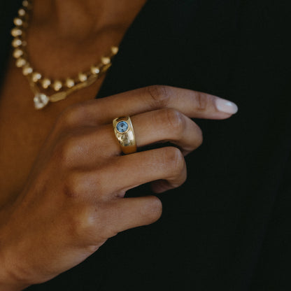 ROUND SAPPHIRE BEZEL SET CLOUD RING