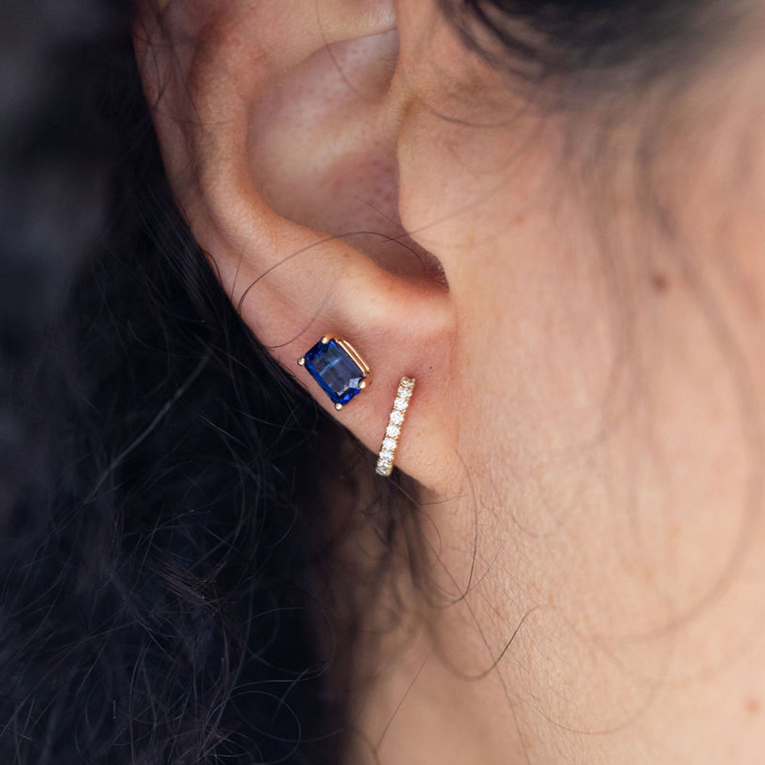 BLUE SAPPHIRE PRONG SET EARRINGS