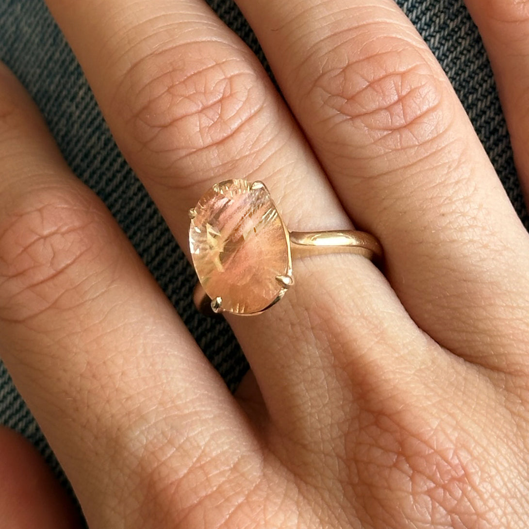 5.2CT SUNSTONE PRONG RING