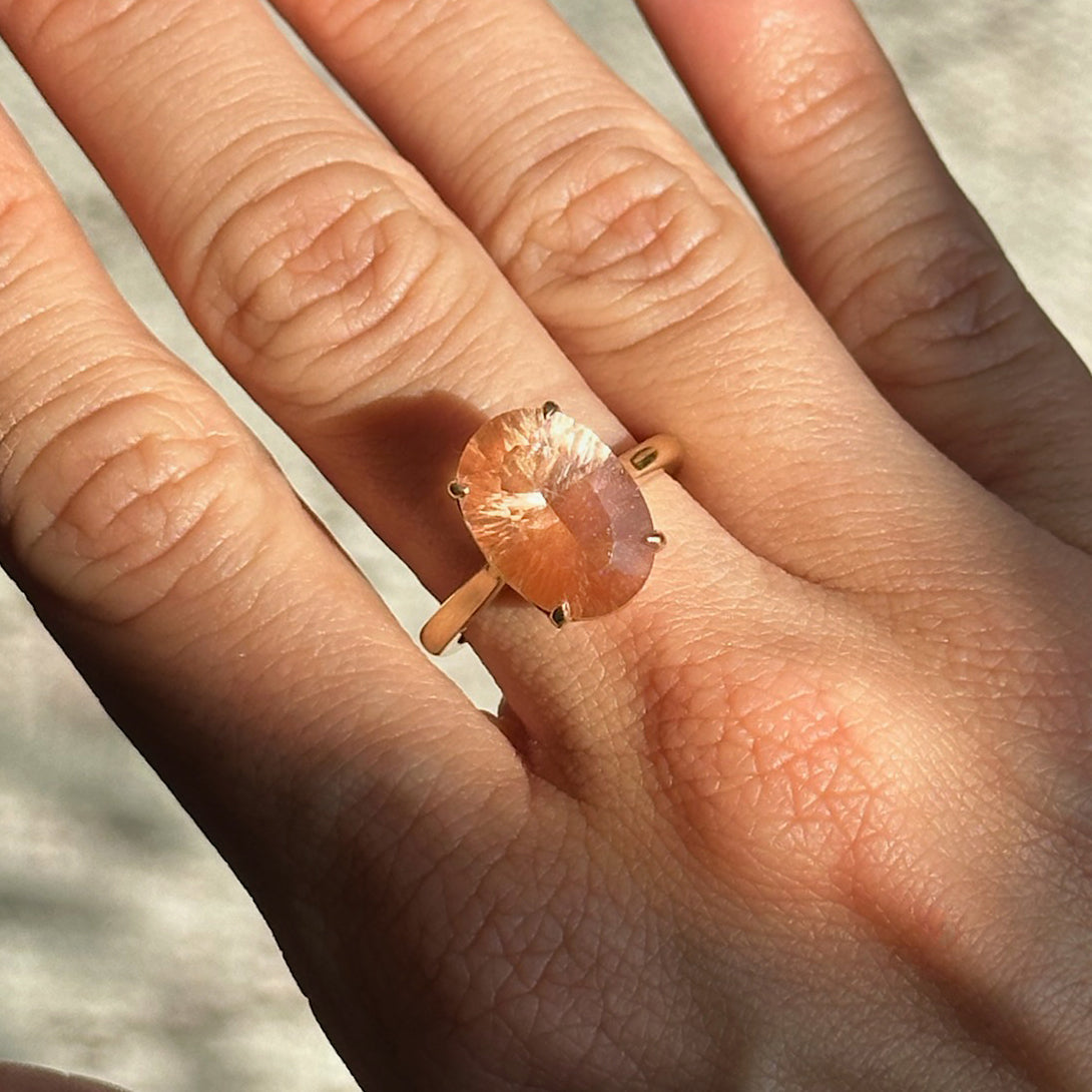 5.2CT SUNSTONE PRONG RING